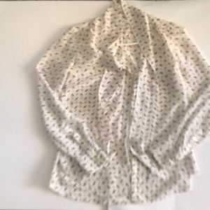 (A).  Banana republic